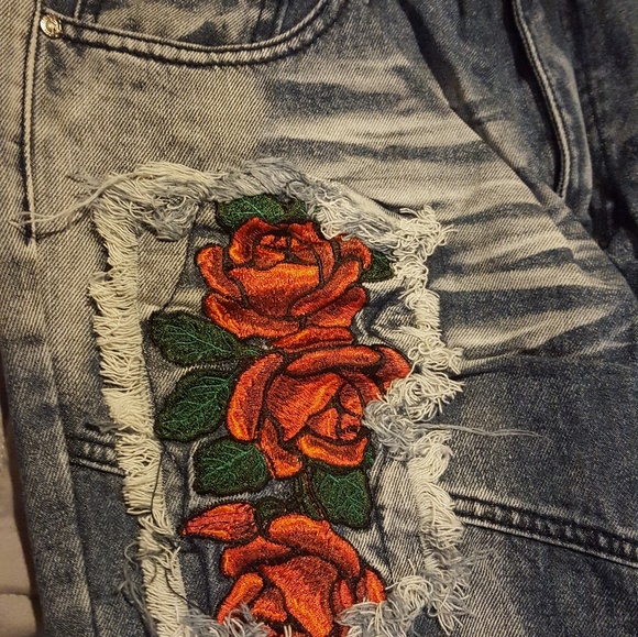 Contender Mens Denim embroidery Rose ripped jeans - Picture 2 of 8